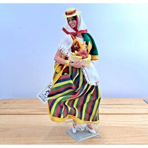 Marín Chiclana "Joven Tinerfeña" (Tenerife) Regional Doll - Made in Spain